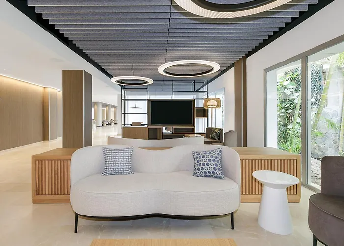 솔 돈 마르코 토레몰리노스